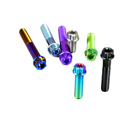 Cerrojos de titanio con acabado de óxido negro para M1.6 M2 M2.5 M3 M4 M5 M6 M8 M10 M12 M14 M16 M20 en el sistema de medición métrico