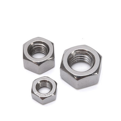 M32 y M50 Nueces hexadecimales SS recubridas de zinc para soluciones de fijación de automóviles pesados en la norma GB