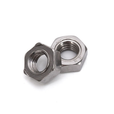 Las tuercas de cabeza hexadecimal de acero inoxidable galvanizado SS304 SS316 para pernos La opción preferida en la industria de alimentos y bebidas Estándar GB