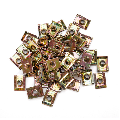 Panel de resorte métrico de acero plano Clip Nut Custom U Tipo Clip Metal Fasteners Nut para plata