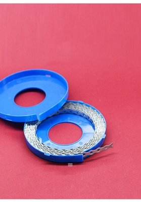 100% QC aprobado Alta durabilidad cinta de acero perforada cinta de plástico pulverizada de metal Blanco y de larga duración 12 mm de ancho