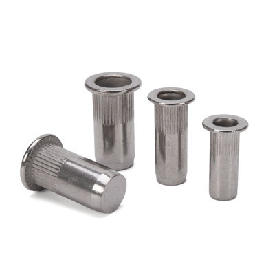 Aplicaciones versátiles Nut de remachado de acero inoxidable de alta resistencia con sistema de medición estándar y métrico DIN