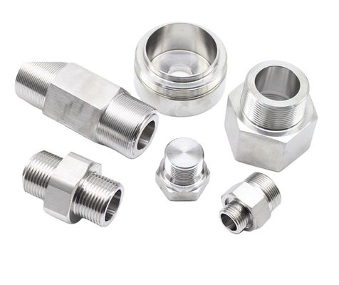 Partidas de torneado de fresado CNC de precisión personalizada de acero carbono aluminio latón acero inoxidable CNC de mecanizado de piezas metálicas