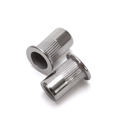Nueces de remachado de cuerpo de remachado con zinc para fijaciones y pernos en cabeza plana de rosca de inserción hechas de acero inoxidable 304