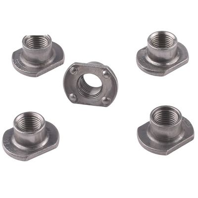 Partes de maquinaria industrial JIS estándar M4 M5 M6 T-Nut de acero al carbono con hoyos de soldadura en punto de nueces en acabado de óxido negro