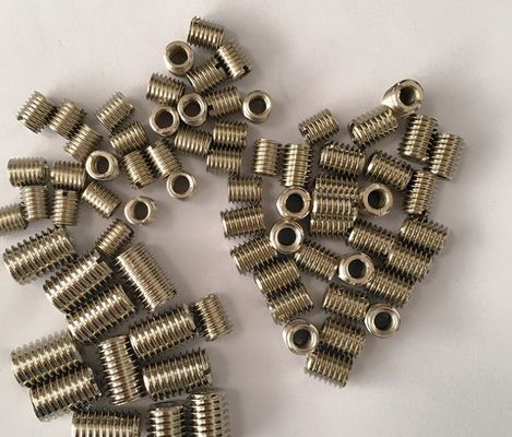 Nuez de ranura métrica para la transformación de conexión de hilo de dientes interno y externo DIN acabado de óxido negro estándar